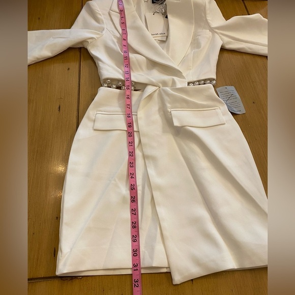 Lavish Alice cut-out detail blazer dress with pearl trim lined New size 0 - Picture 9 of 16